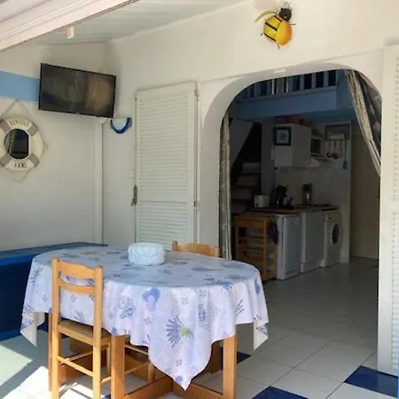 3 Pcs Mez 41m2 + Terrasse 11m2 Ref 4051 Апартаменты Le Castellas
